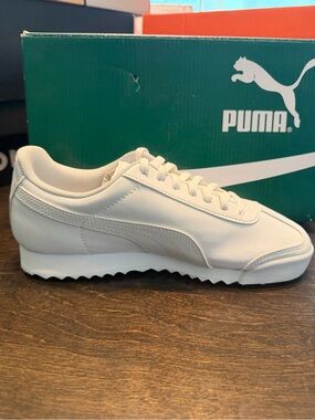 Puma Off-White Leather Low-Profile Sneaker